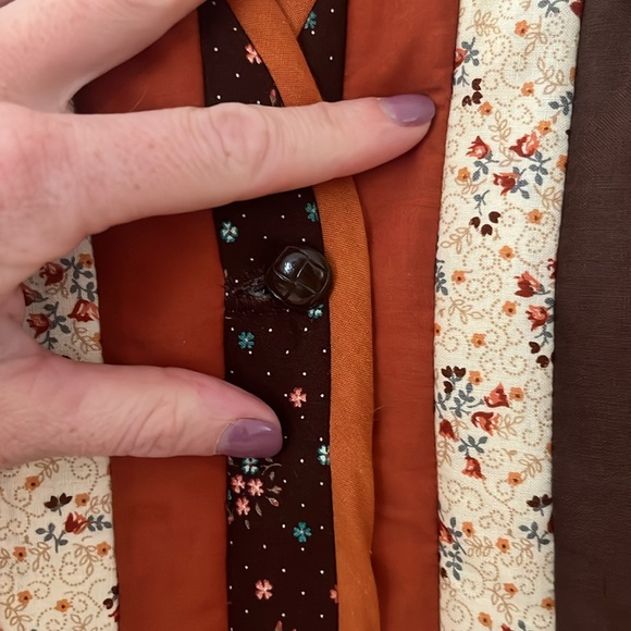 THAT 70s VEST//One of a kind, handmade vintage quilted vest - Picture 2 of 3